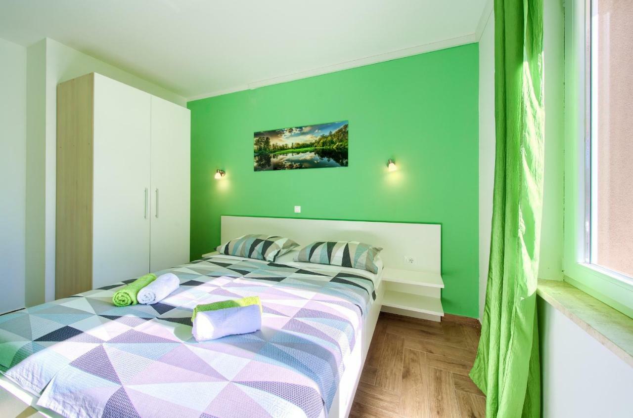Apartamento Stela Pinezići Exterior foto