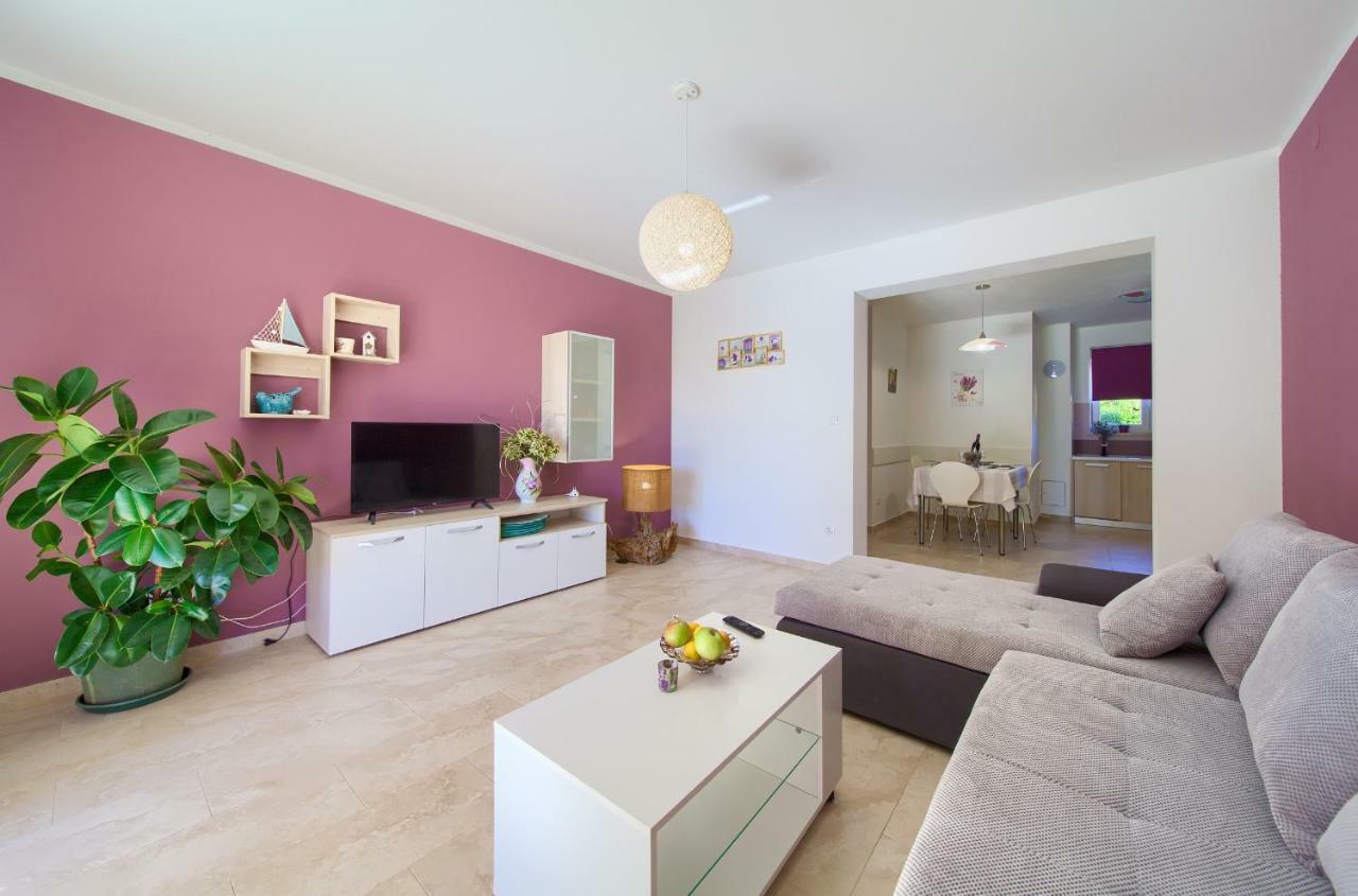 Apartamento Stela Pinezići Exterior foto