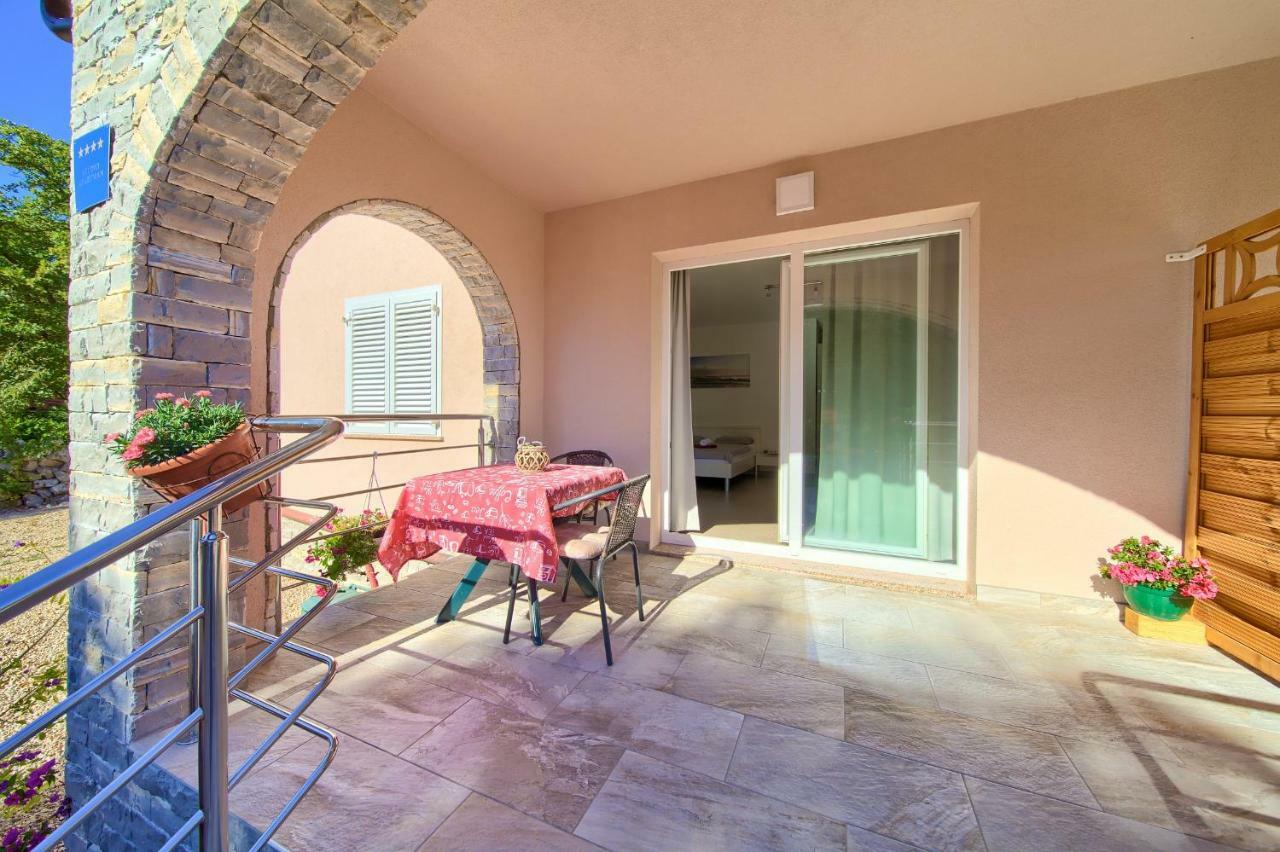 Apartamento Stela Pinezići Exterior foto