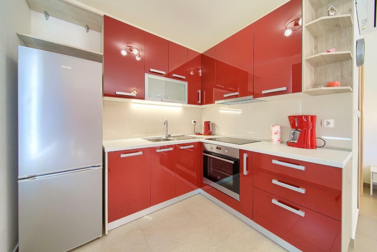 Apartamento Stela Pinezići Exterior foto